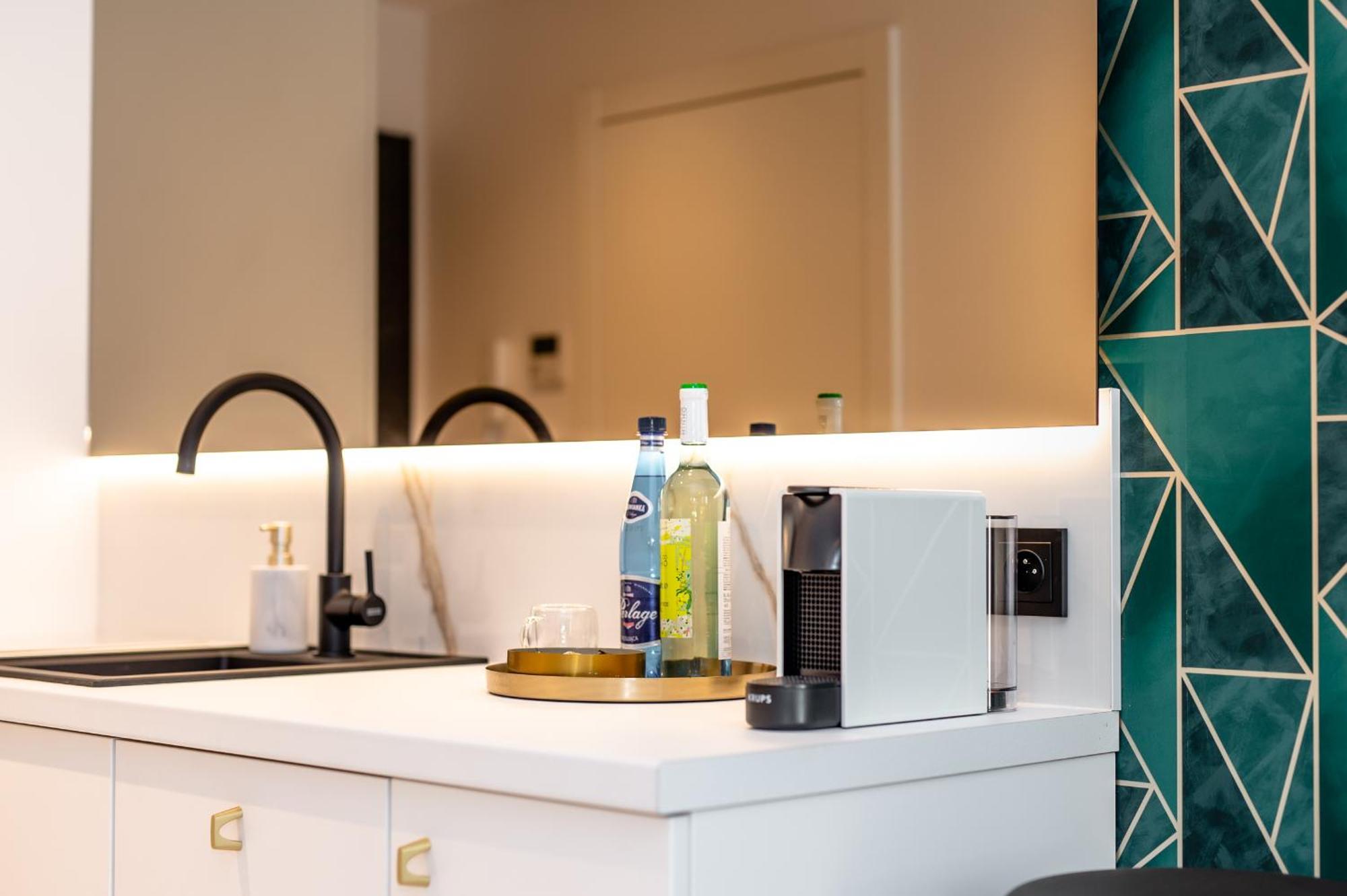 Super-Apartamenty Vip Jacuzzi III Πόζναν Εξωτερικό φωτογραφία